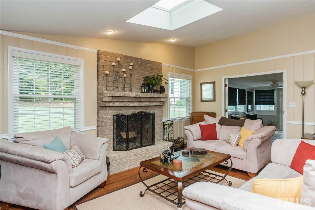 3615 Corbin Street Raleigh, NC 27612 - Photo 7 of 15 Gallery Image 7