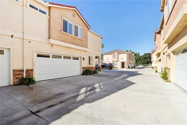 $718,000 | 12106 Old River School Road, Unit G, Downey, CA 90242
