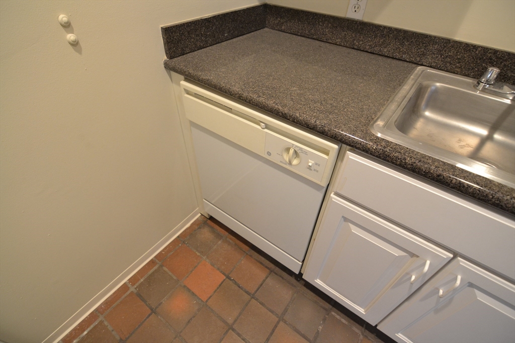 67 St Germain Street, Unit 35PE Boston, MA 02115 - Photo 12 of 14