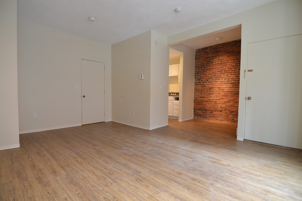 67 St Germain Street, Unit 35PE Boston, MA 02115 - Photo 8 of 14