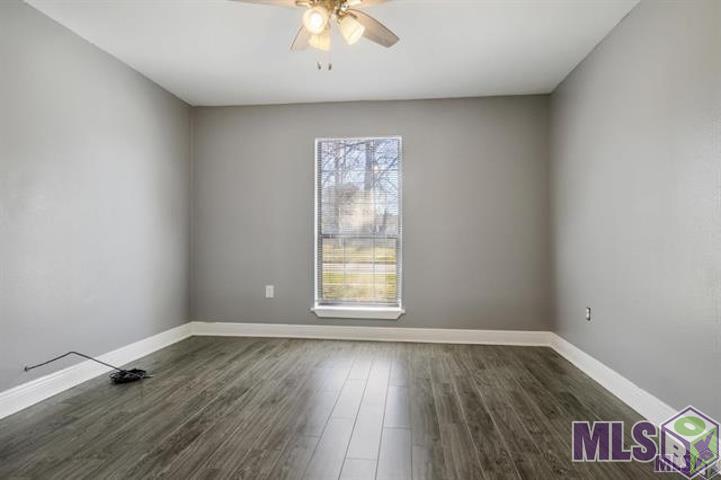4932 Alvin Dark Avenue Baton Rouge, LA 70820 - Photo 6 of 10