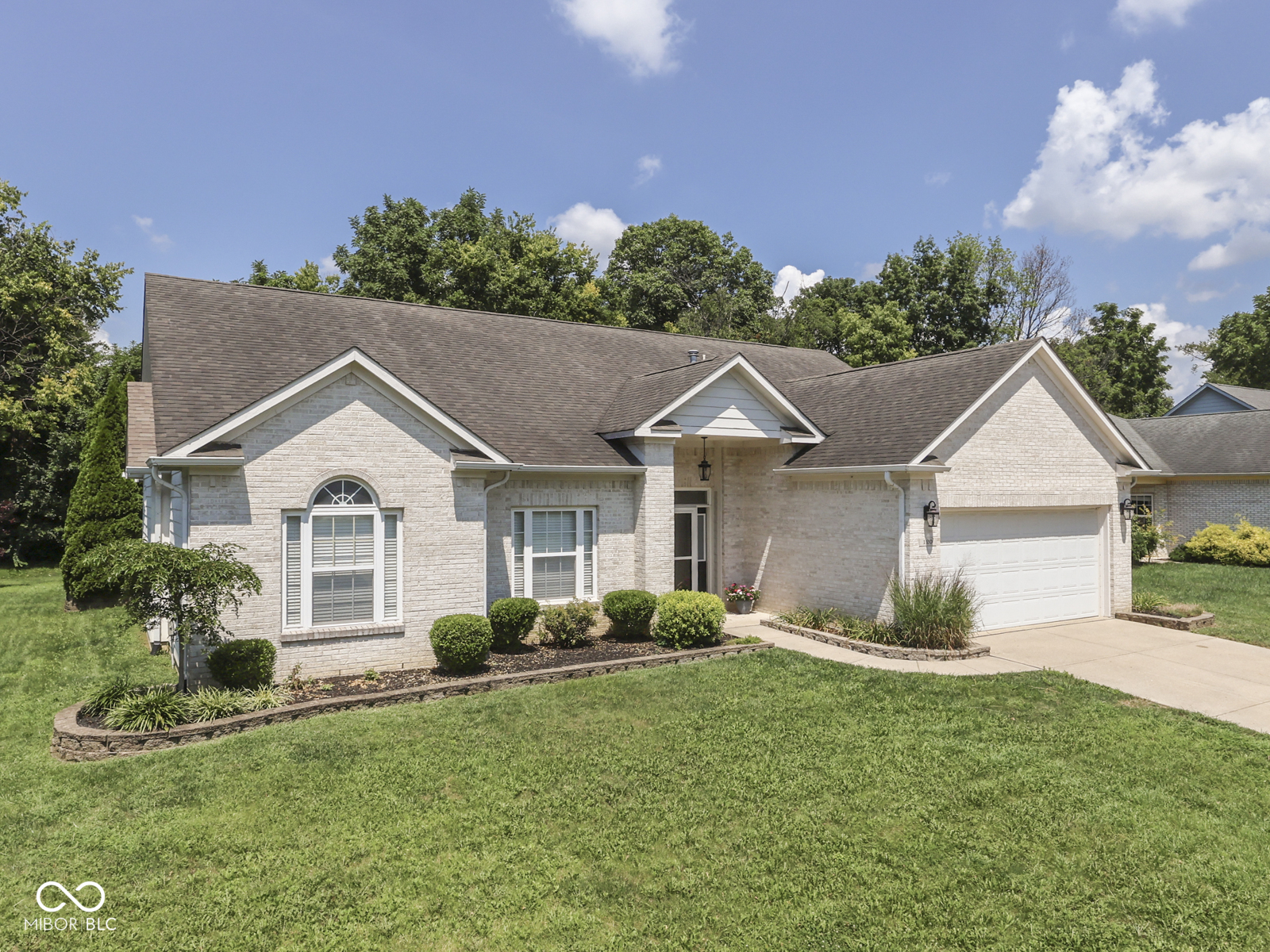 120 Golden Tree Lane Indianapolis, IN 46227 - Photo 2 of 43