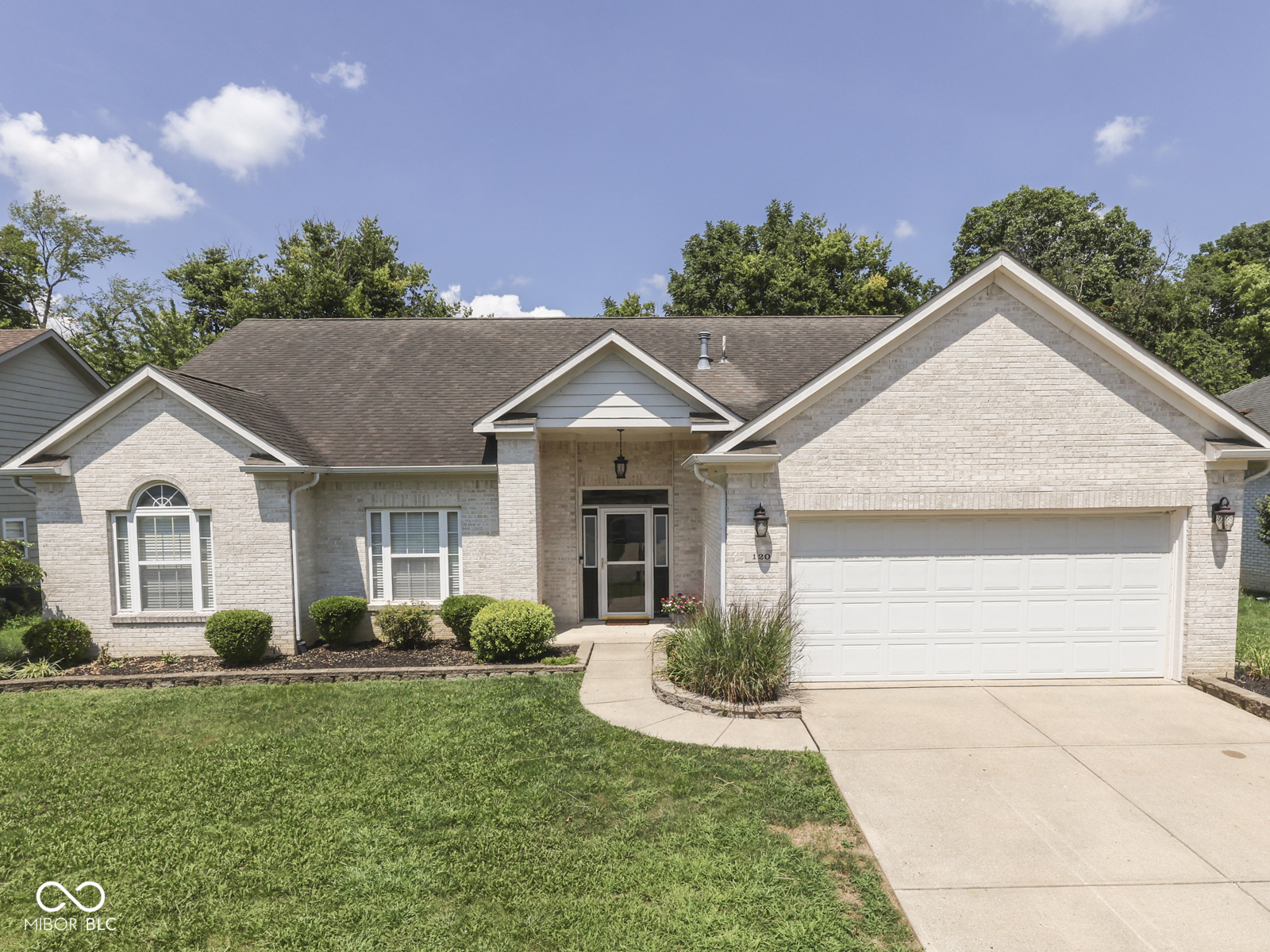 120 Golden Tree Lane Indianapolis, IN 46227 - Photo 4 of 43