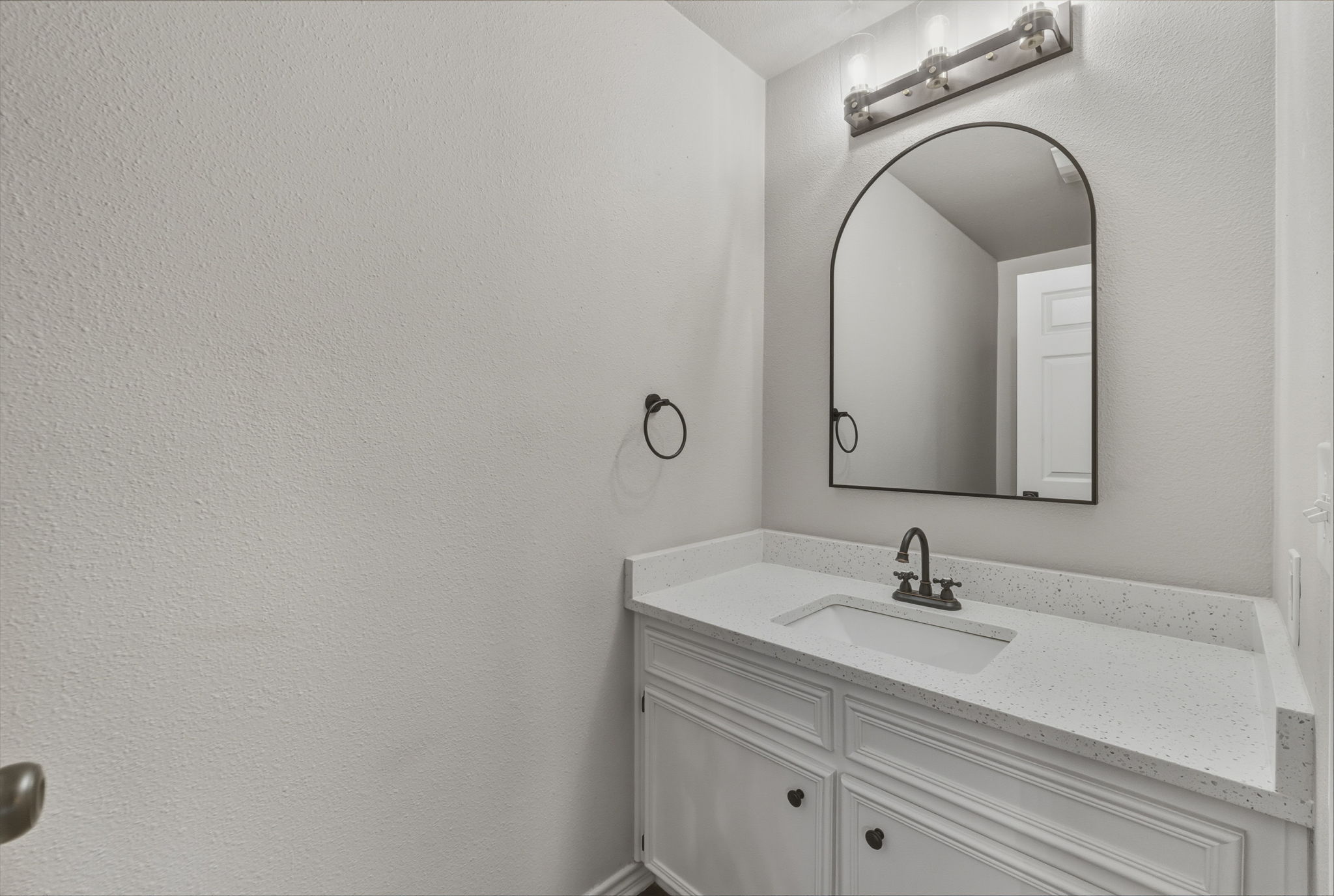 20808 Sandy Brown Lane Webberville, TX 78621 - Photo 34 of 40 Powder Room!