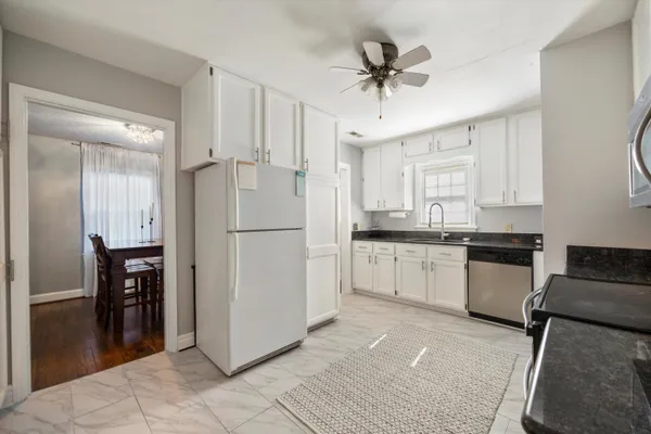 $1,800 | 108 South St Marks Avenue, Chattanooga, TN 37411