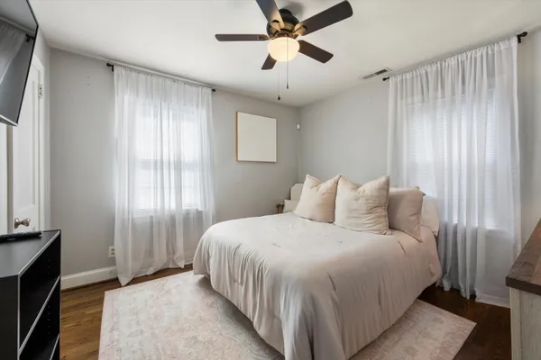 $1,800 | 108 South St Marks Avenue, Chattanooga, TN 37411