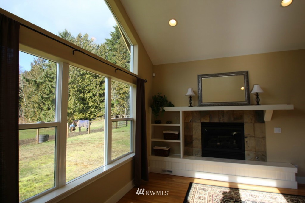 23016 Bulson Road Mount Vernon, WA 98274 - Photo 13 of 24 Gallery Image 13