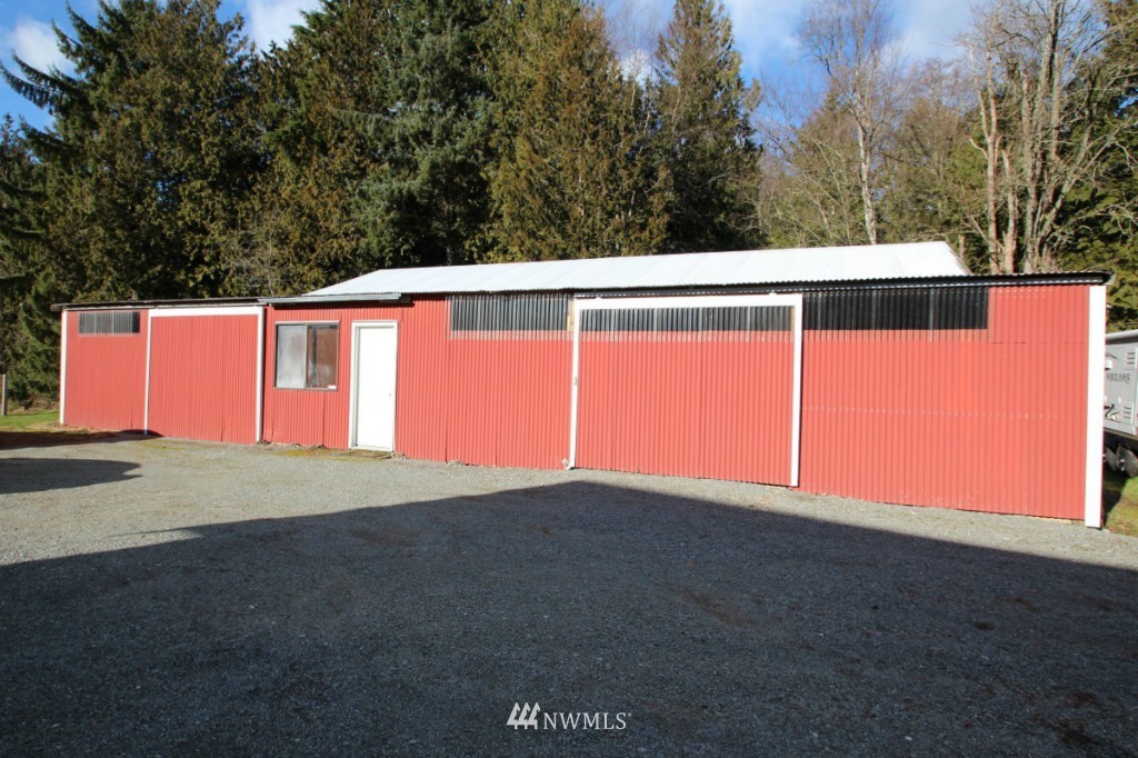 23016 Bulson Road Mount Vernon, WA 98274 - Photo 4 of 24 Gallery Image 4