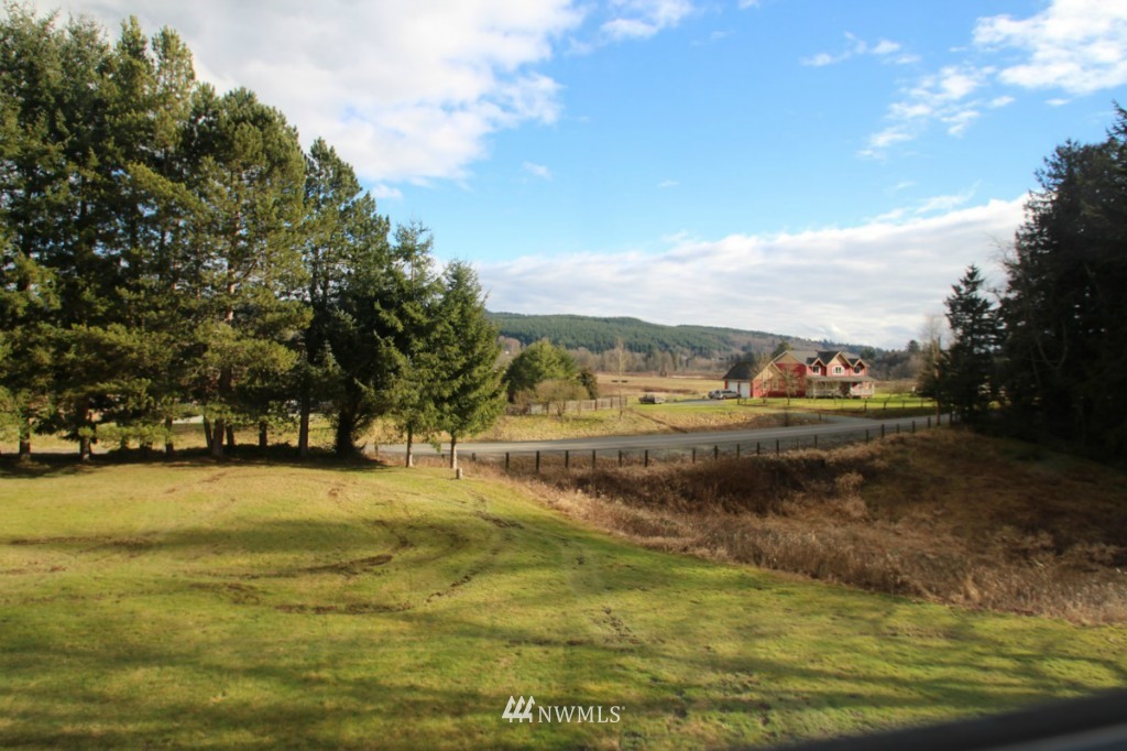 23016 Bulson Road Mount Vernon, WA 98274 - Photo 6 of 24 Gallery Image 6