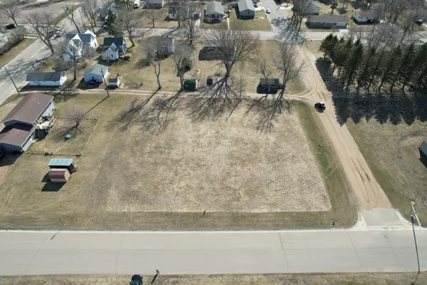 $18,500 | Xxx South Rebecca Street, Ivanhoe, MN 56142
