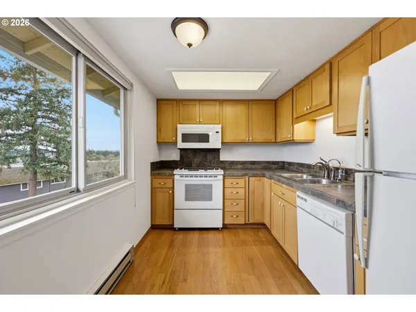 $232,500 | 12088 Southwest King Arthur Street, Unit B, King City, OR 97224