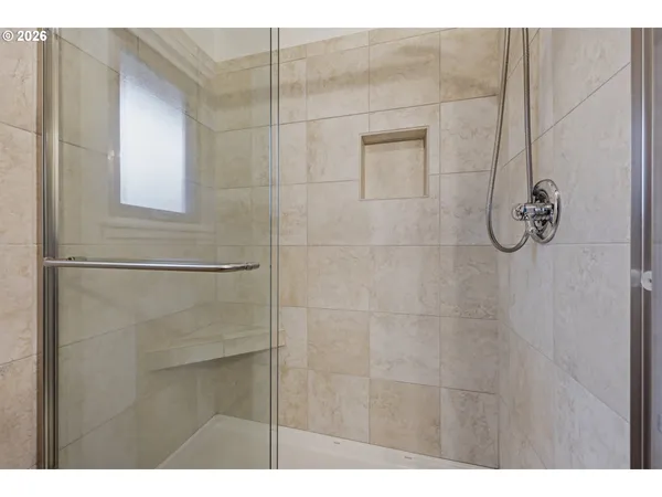 $232,500 | 12088 Southwest King Arthur Street, Unit B, King City, OR 97224