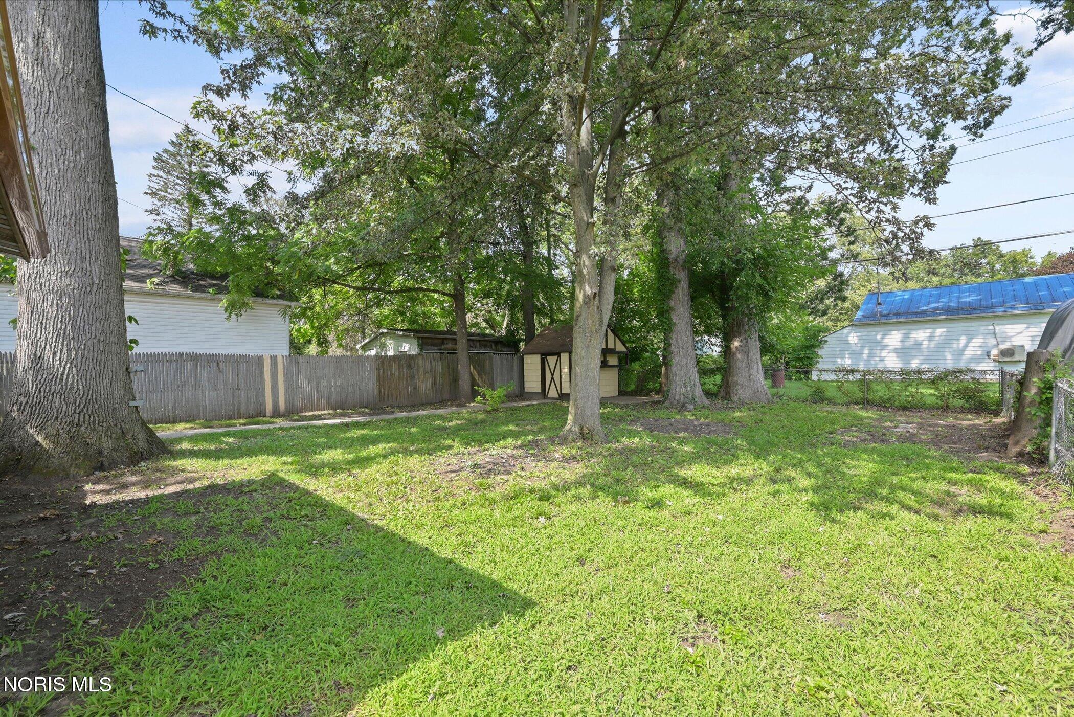 1374 Gage Road Toledo, OH 43612 - Photo 24 of 27 Gallery Image 24