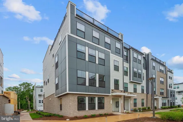 $3,000 | 45176 Drowes Terrace, Sterling, VA 20166