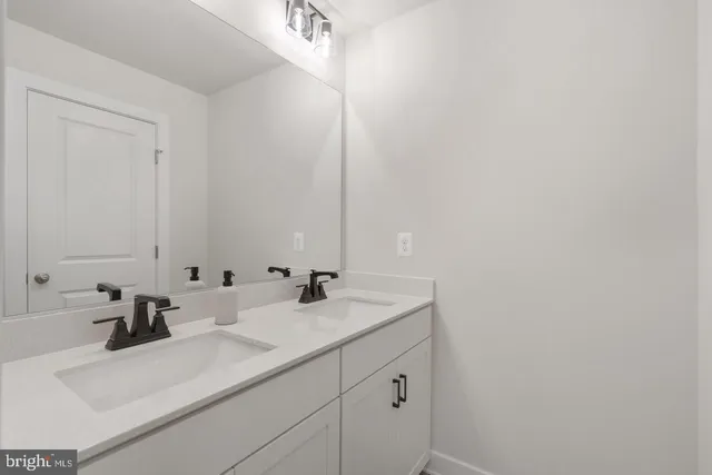 $3,000 | 45176 Drowes Terrace, Sterling, VA 20166