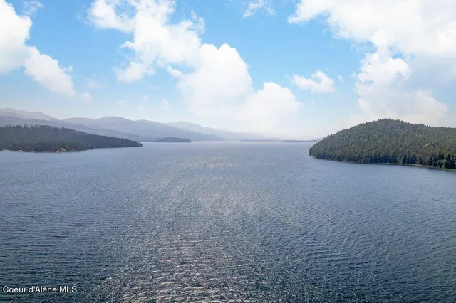 $349,000 | 3 Brown Bear Drive, Nordman, ID 83848