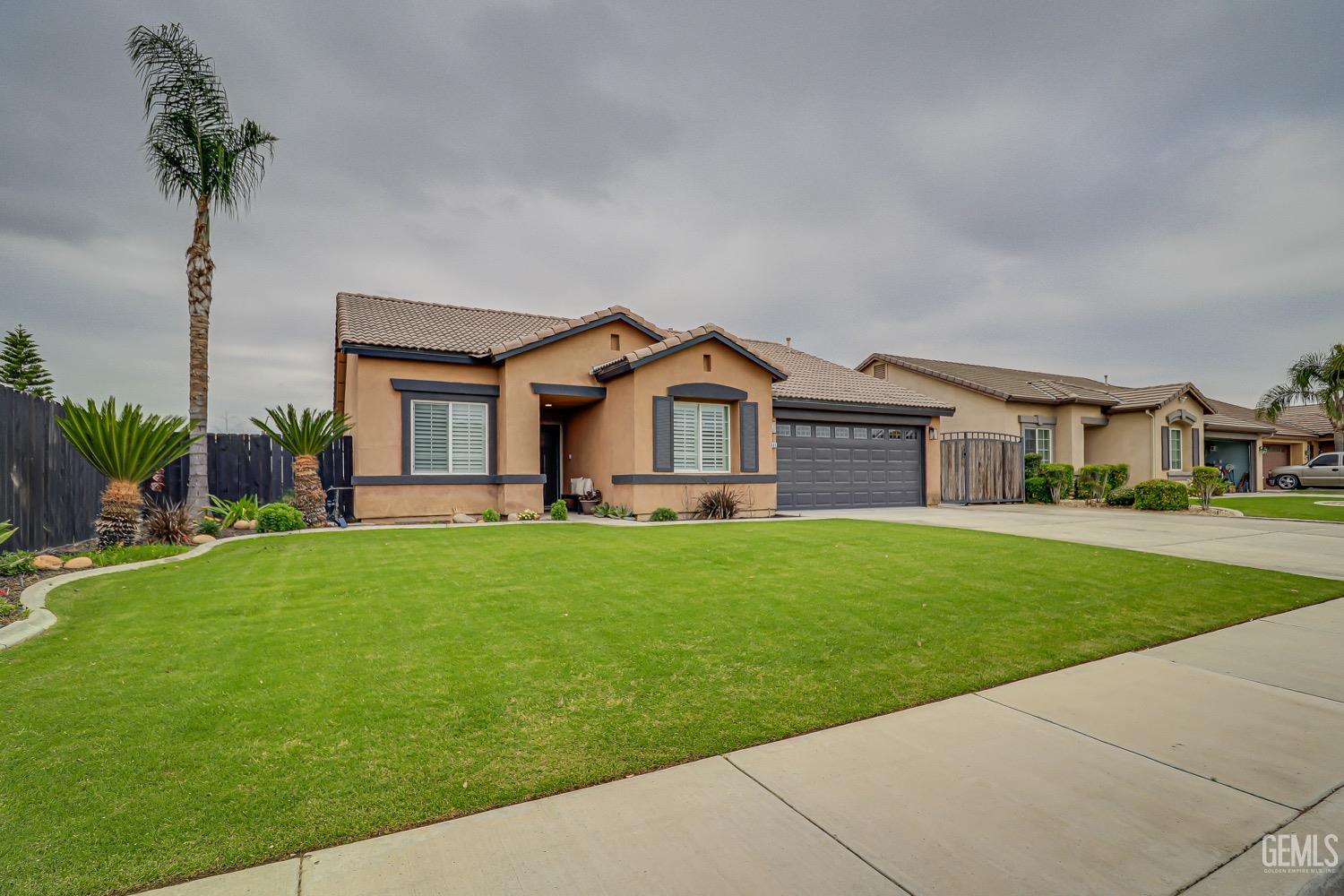 Undisclosed Address Bakersfield, CA 93314 - Photo 2 of 35