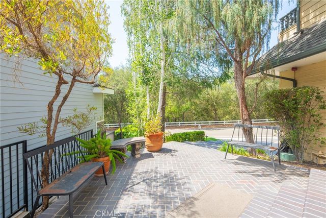 $2,180,000 | 23776 Via Ortega, Coto de Caza, CA 92679