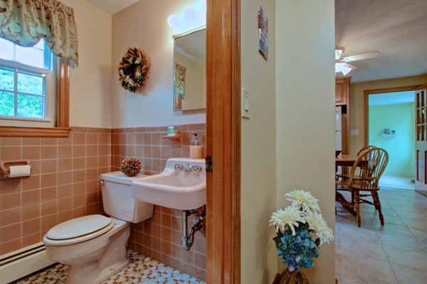 1324 Old Worcester Road Framingham, MA 01701 - Photo 26 of 29 Gallery Image 26