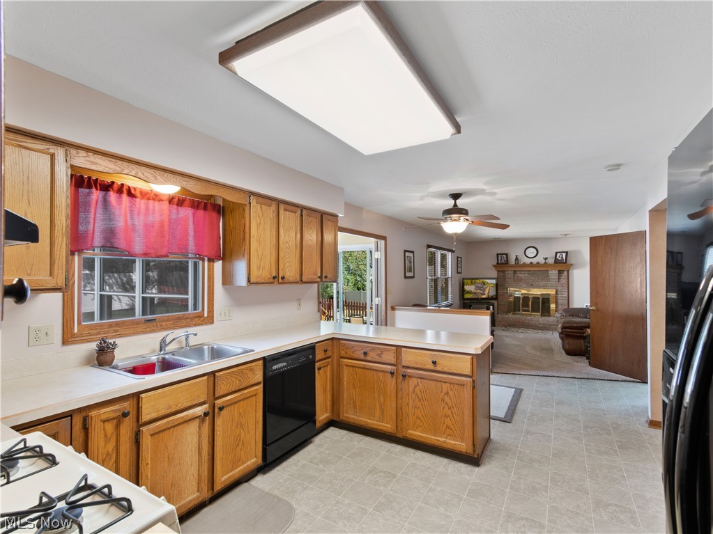 803 Bridge Road Akron, OH 44312 - Photo 7 of 34 Gallery Image 7