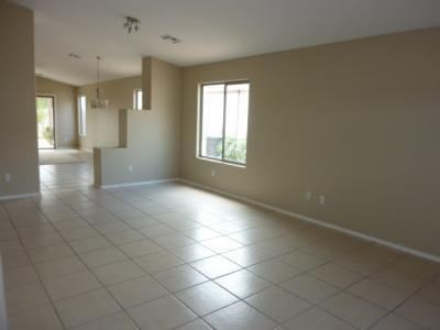 2031 East Danbury Road Phoenix, AZ 85022 - Photo 4 of 14 Living Room