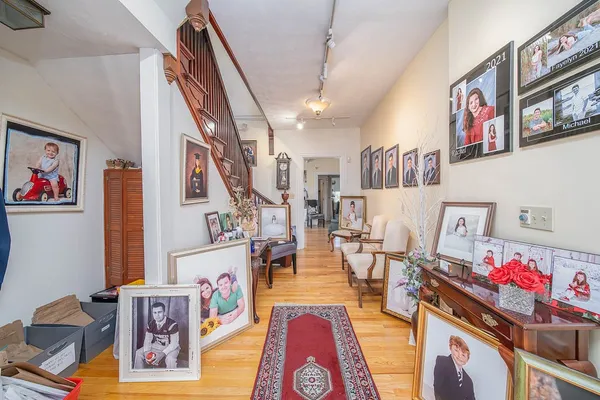 $850,000 | 2919 Pawtucket Avenue, East Providence, RI 02915
