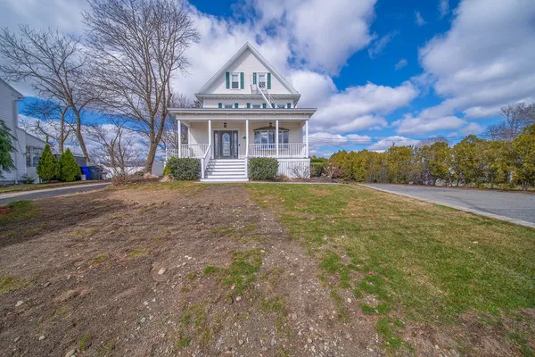 $850,000 | 2919 Pawtucket Avenue, East Providence, RI 02915