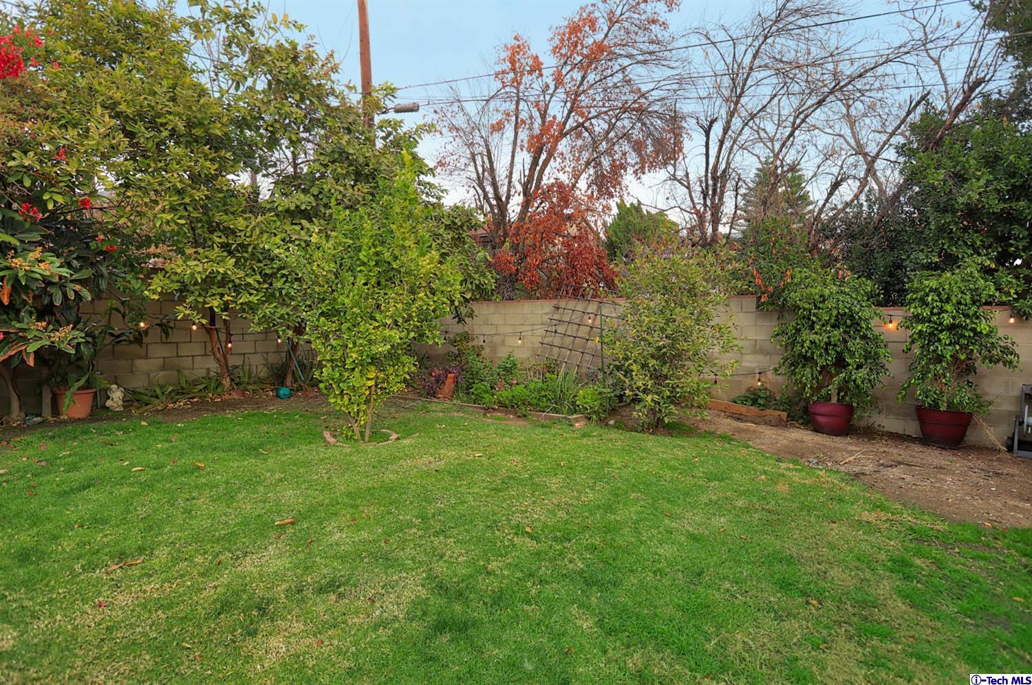 1027 West Kenneth Road Glendale, CA 91202 - Photo 29 of 31