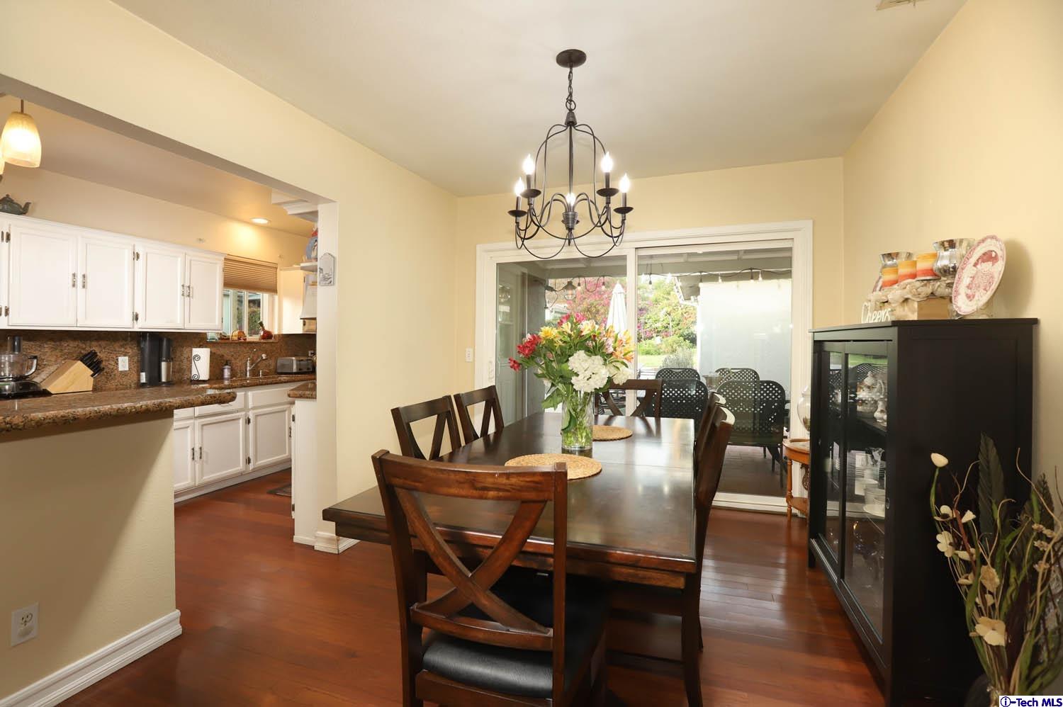 1027 West Kenneth Road Glendale, CA 91202 - Photo 8 of 31