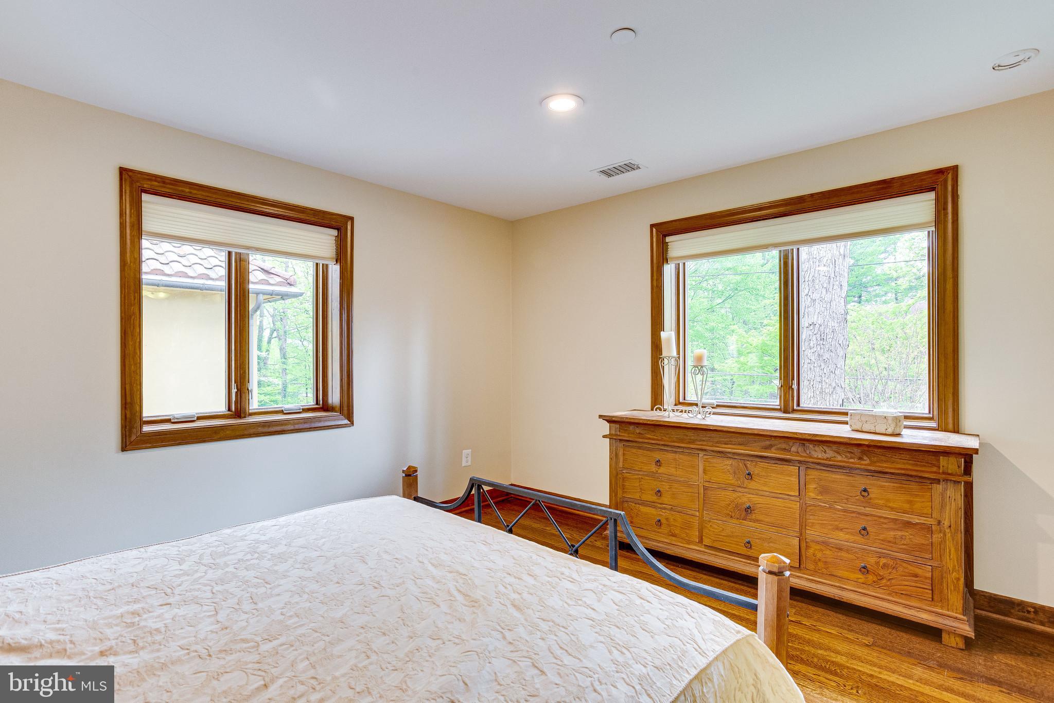 7221 Pyle Road Bethesda, MD 20817 - Photo 39 of 58