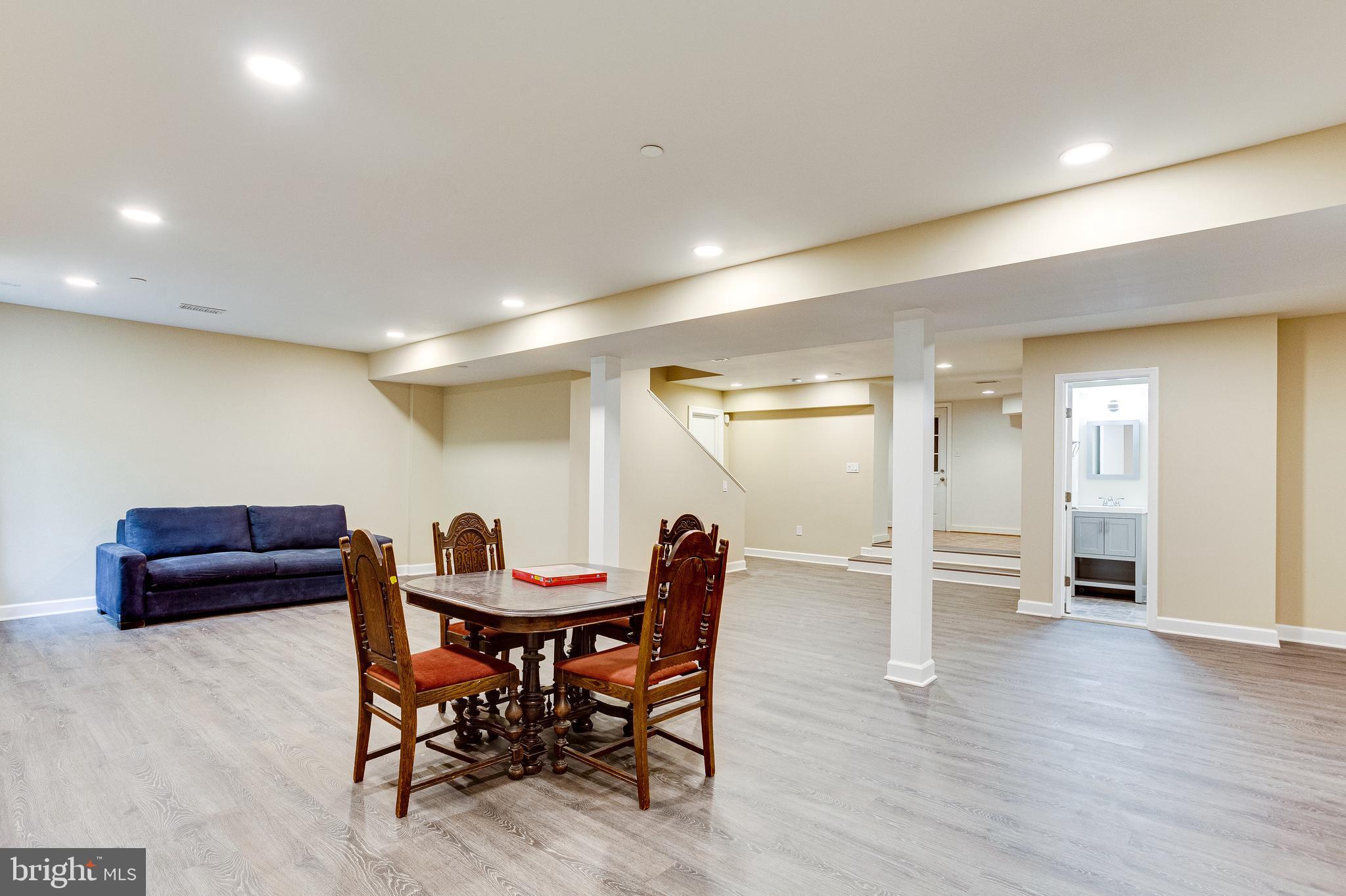 7221 Pyle Road Bethesda, MD 20817 - Photo 48 of 58