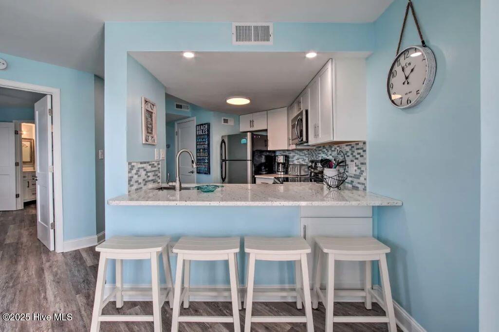 2000 New River Inlet Road, Unit 3501 North Topsail Beach, NC 28460 - Photo 11 of 47 bar counter