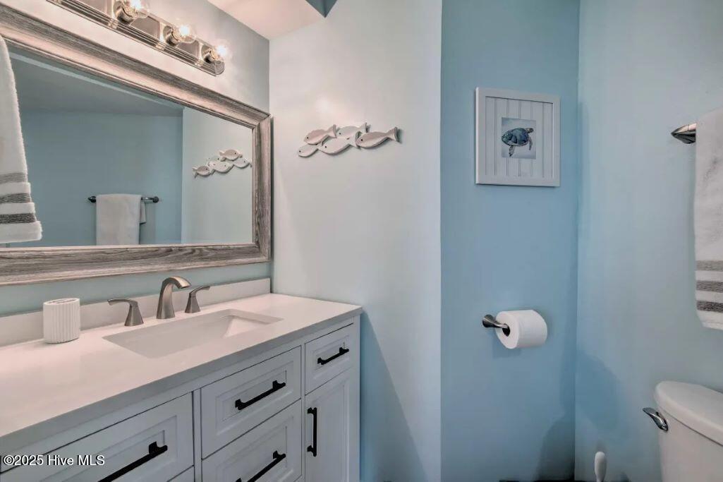 2000 New River Inlet Road, Unit 3501 North Topsail Beach, NC 28460 - Photo 19 of 47 master bath