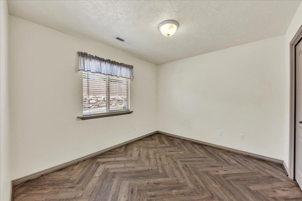 2721 East Riverside Drive, Unit 33 St. George, UT 84790 - Photo 15 of 21 22-H-22