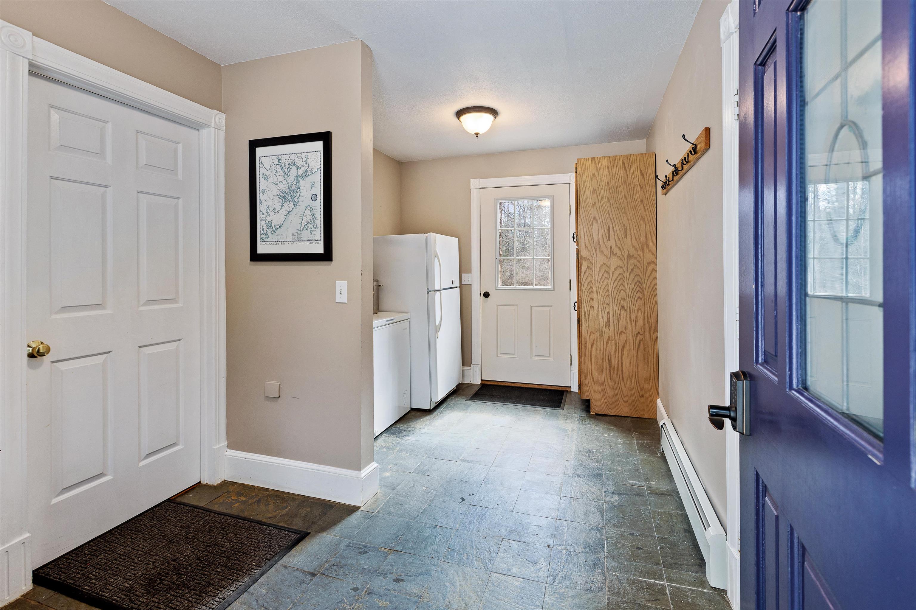 476 Hawk Pine Road Norwich, VT 05055 - Photo 2 of 28
