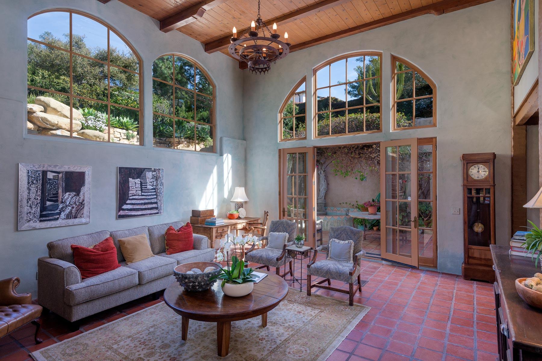 1930 Mission Ridge Road Santa Barbara, CA 93103 - Photo 5 of 20 Great room with patio