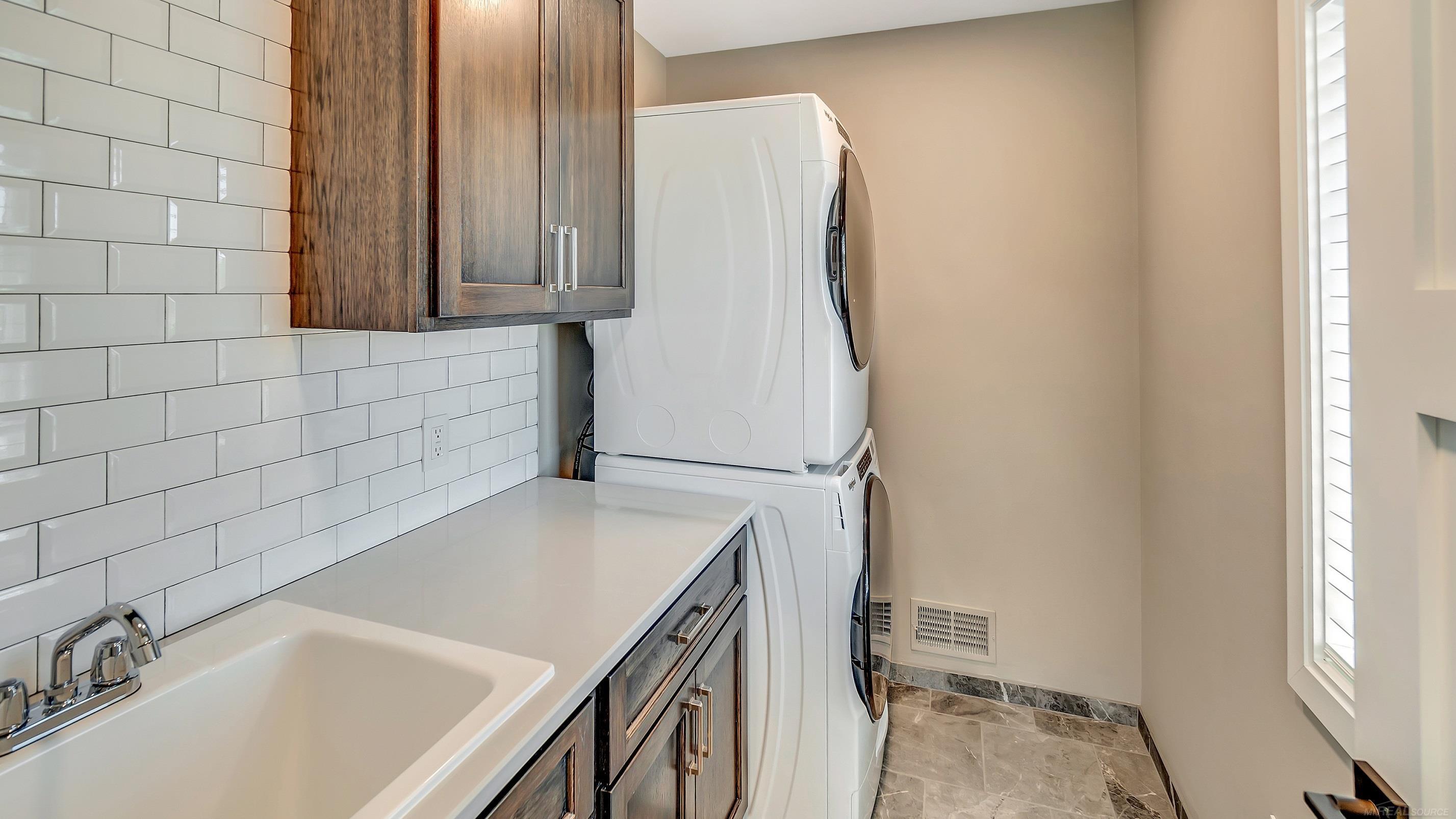 717 East 11 Mile Road Royal Oak, MI 48067 - Photo 8 of 24