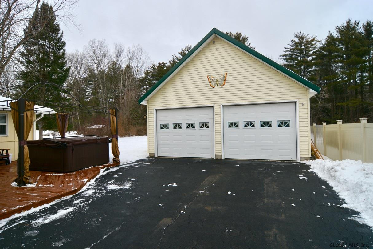 127 Priddle Point Road Gloversville, NY 12078 - Photo 22 of 38 Photo 22