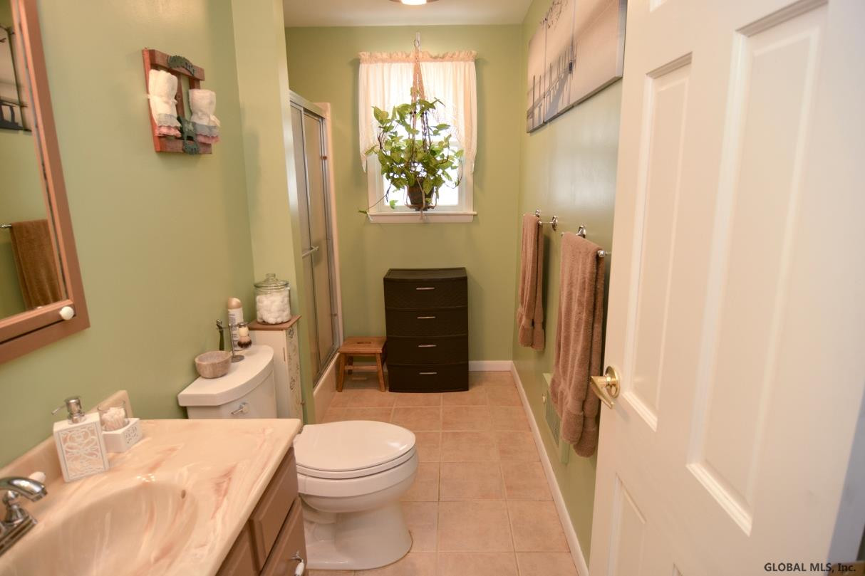 127 Priddle Point Road Gloversville, NY 12078 - Photo 9 of 38 Photo 9