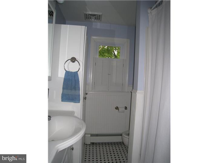 2763 Township Line Road Norristown, PA 19403 - Photo 12 of 20 Bathroom