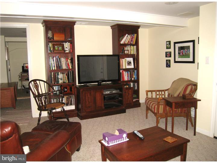 2763 Township Line Road Norristown, PA 19403 - Photo 14 of 20 Family Room