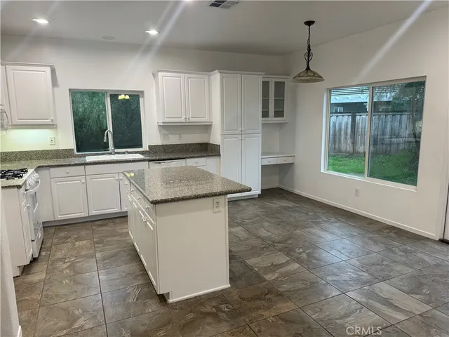 $3,200 | 1430 Jewelstone Circle, Hemet, CA 92545