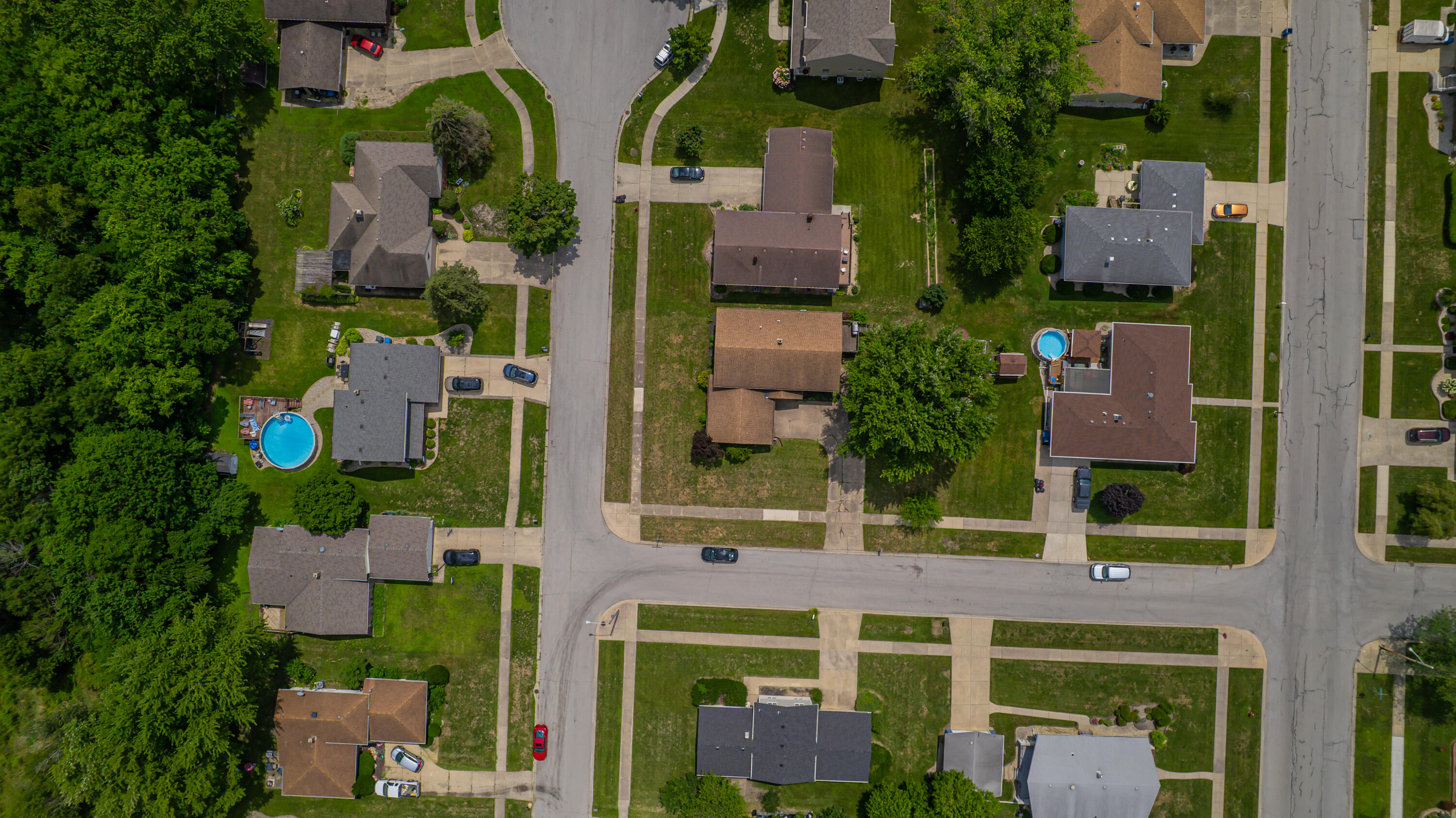 2008 Sir Richard Road Schererville, IN 46375 - Photo 24 of 24 aerial view of houses and roads