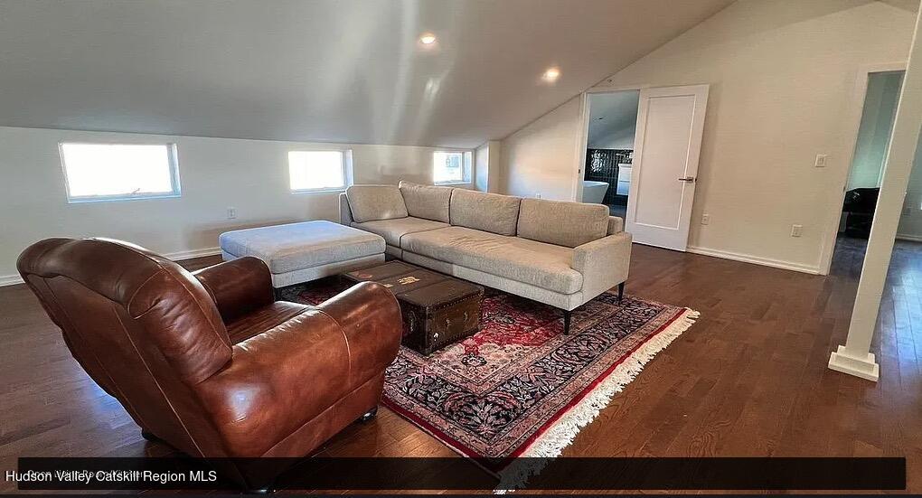 205 Warren Street, Unit 3 Hudson, NY 12534 - Photo 3 of 26 CleanShot 2026-06-26 at 06.16.27