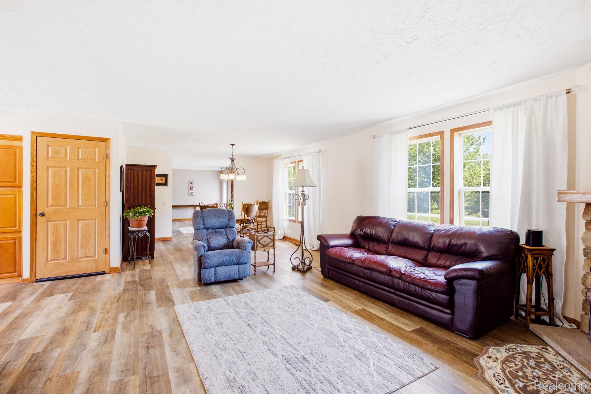 4242 Norman Road Fort Gratiot, MI 48059 - Photo 14 of 42 4242 Norman Rd (15).jpg