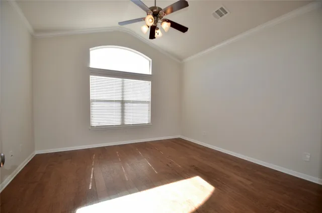 $3,000 | 9617 Solana Vista Loop, Unit A, Austin, TX 78750