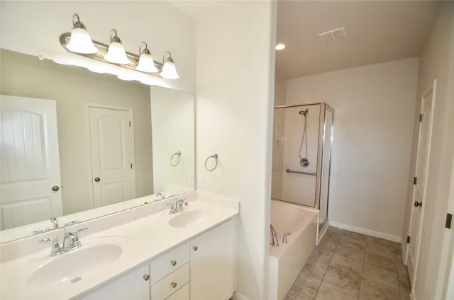 $3,000 | 9617 Solana Vista Loop, Unit A, Austin, TX 78750