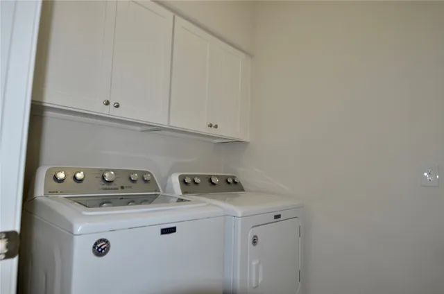 $3,000 | 9617 Solana Vista Loop, Unit A, Austin, TX 78750