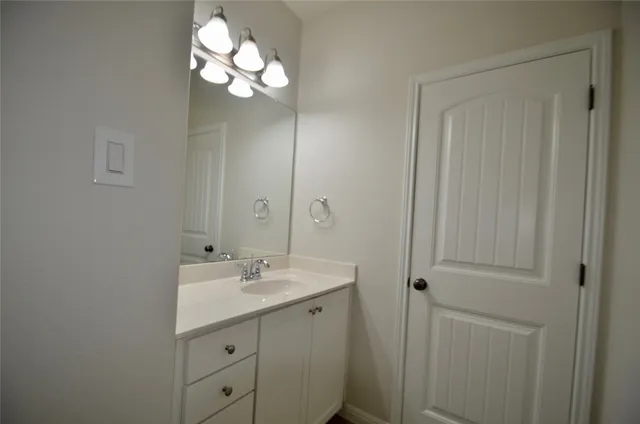 $3,000 | 9617 Solana Vista Loop, Unit A, Austin, TX 78750