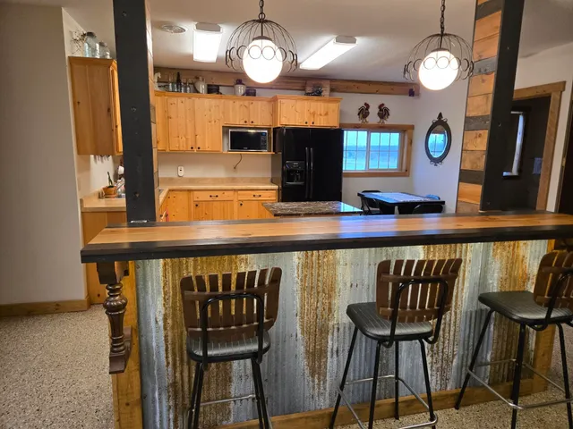 $269,000 | W2003 Highway 21, Berlin, WI 54923